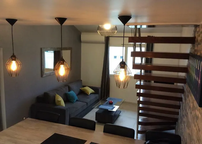 Appartamento De Au 1er étage 45m2 Antibes