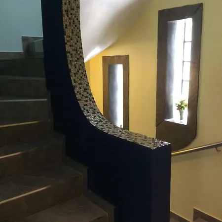 De Au 1er Etage 45m2 Апартаменты Антиб