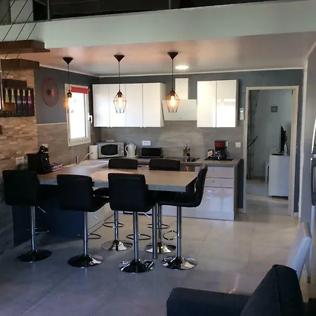 De Au 1er Etage 45m2 Апартаменты *