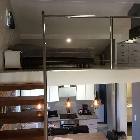 Апартаменты De Au 1er Etage 45m2 *