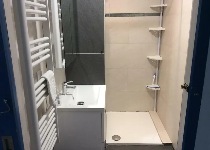 De Au 1er étage 45m2 Appartement Antibes