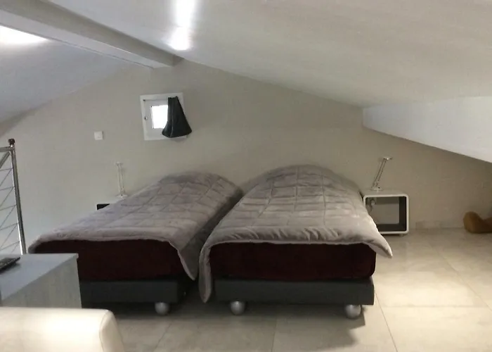 De Au 1er Etage 45m2 *